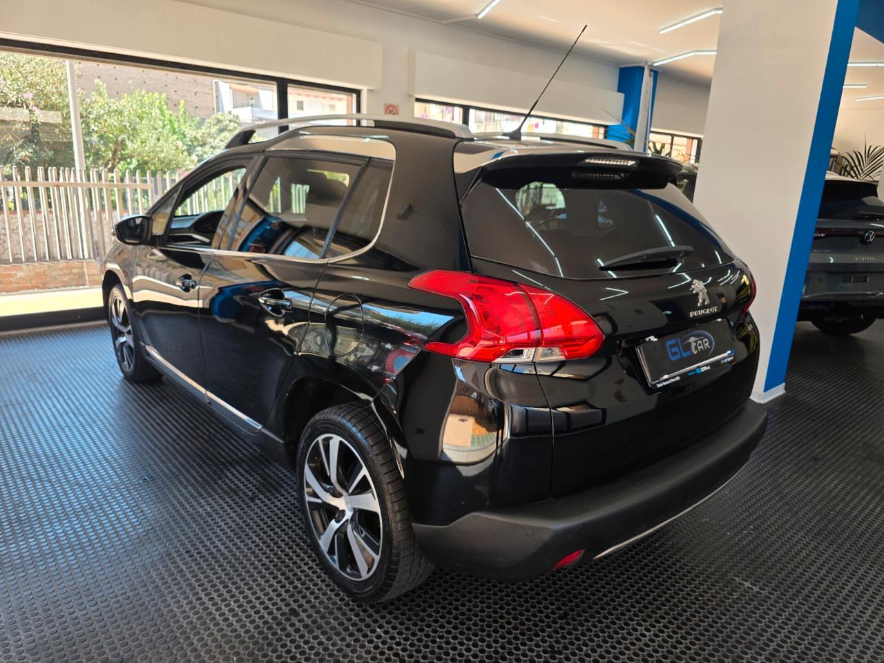 Peugeot 2008 1.6 e-HDi 115 CV Stop&Start Allure