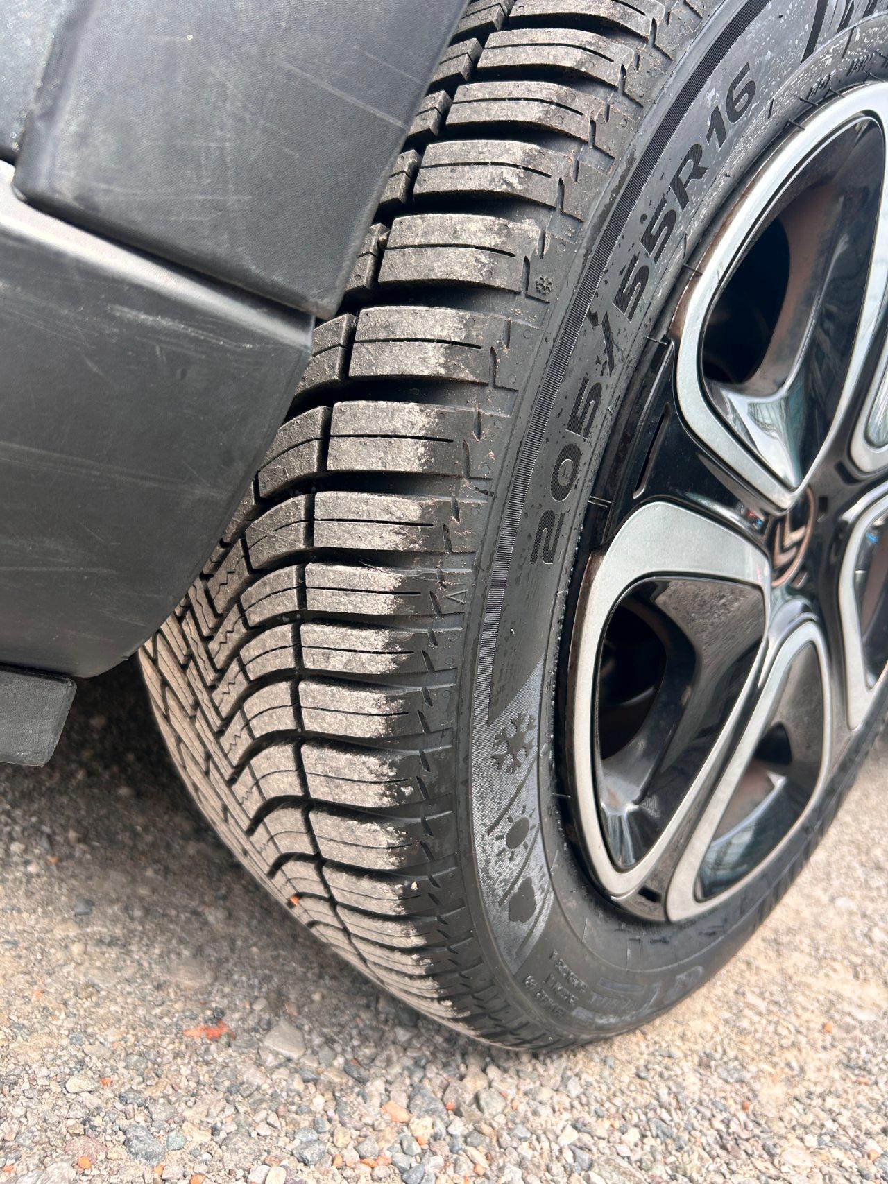 Citroen C3 1.2 puretech Shine 82cv