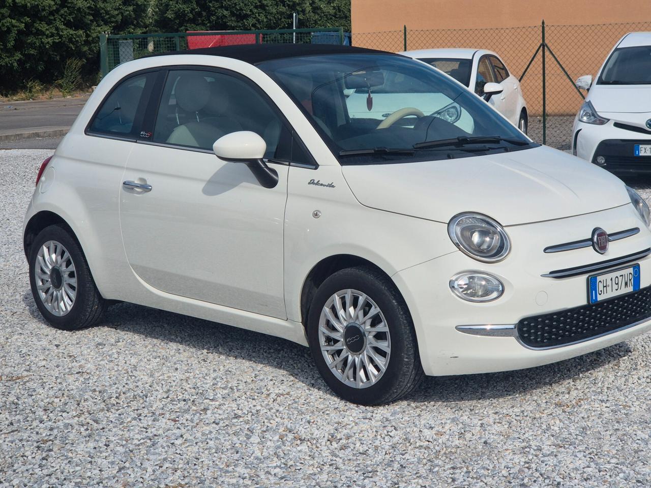 Fiat 500 C 1.0 Hybrid Dolcevita cabrio 20mila km