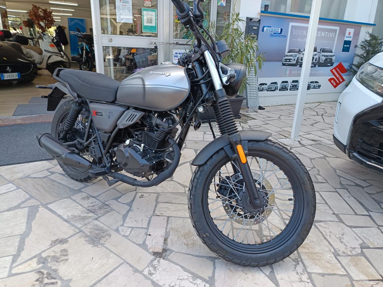 Keeway X-Light 125 SPORT *Tua a 59€ Mese*