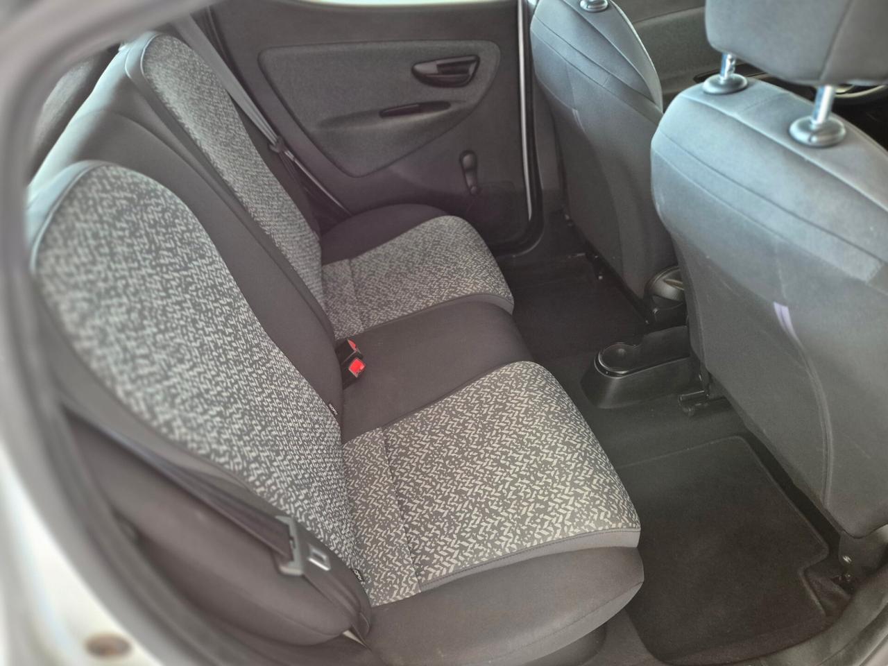 Lancia Ypsilon 1.2 69 CV 5 porte Elefantino Blu