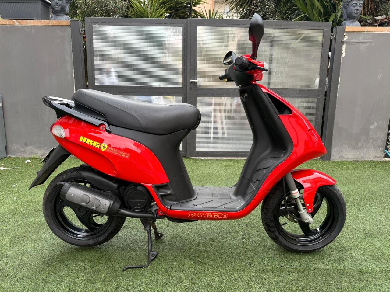 Piaggio NRG 50 FERRARI