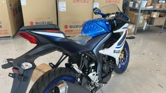 SUZUKI GSX-R 125 125