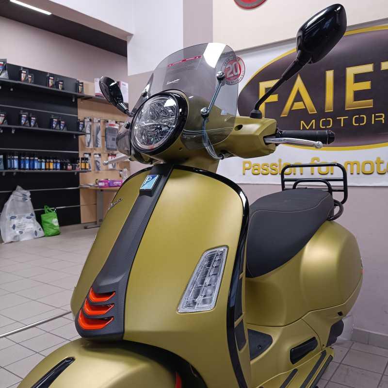 Vespa GTS 300 Super Sport - 2024