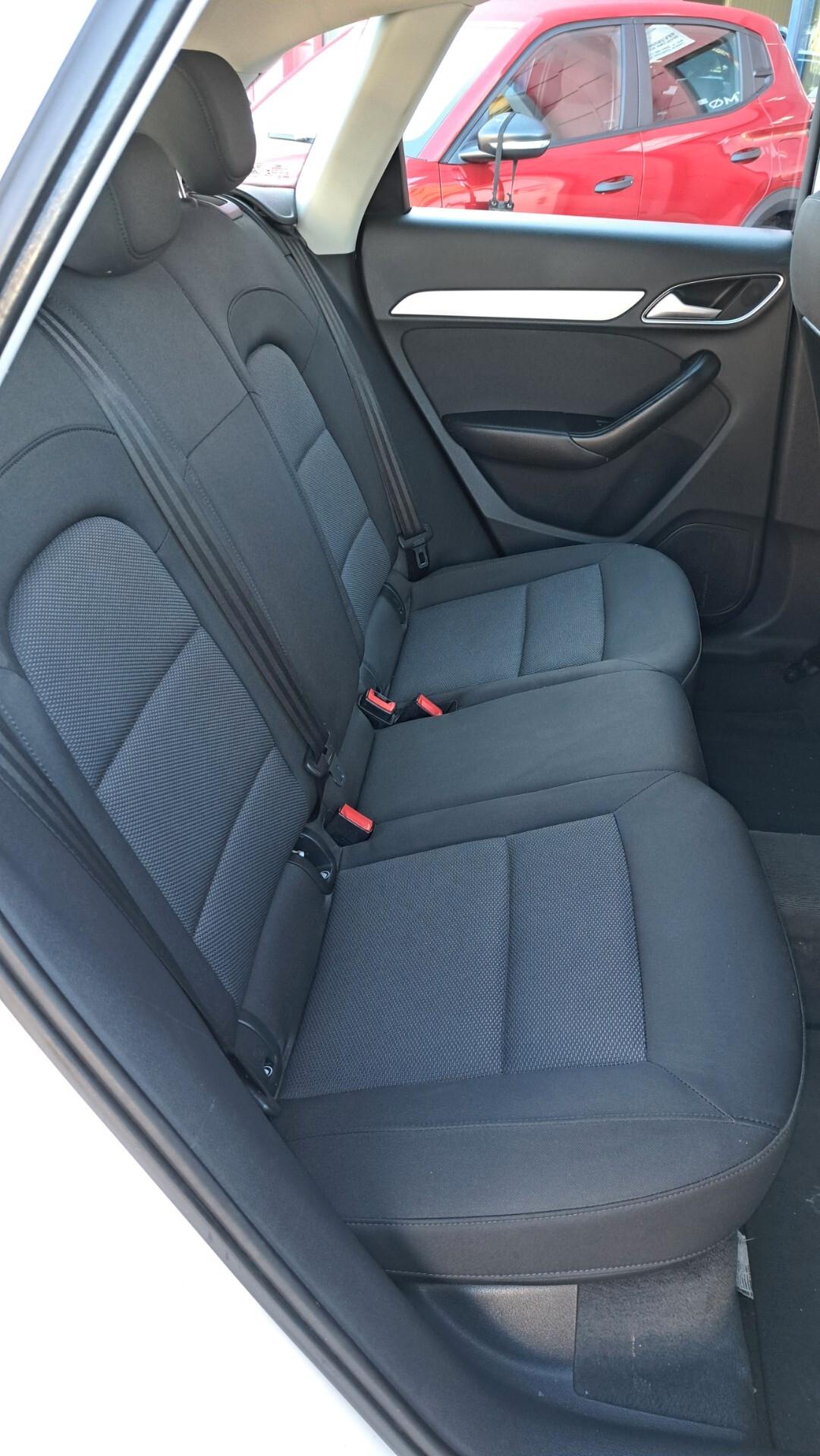 Audi Q3 2.0 TDI 120 CV