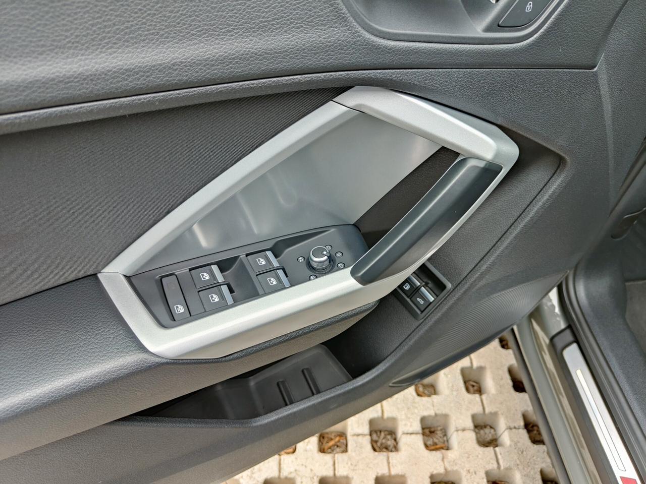 Audi Q3 SPB 1.4 benzina/elettrica