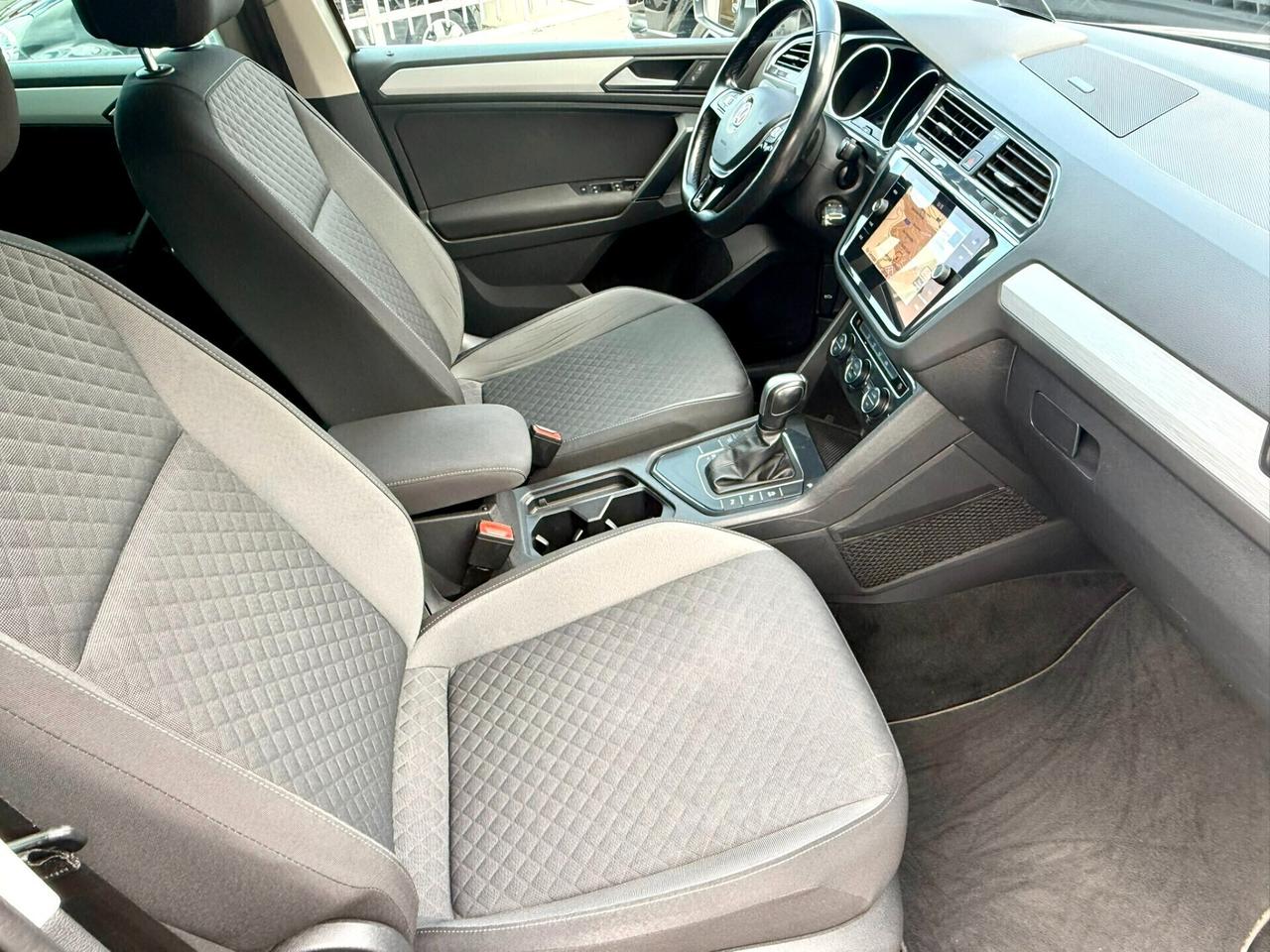 Volkswagen Tiguan 2.0 TDI SCR DSG Sport BlueMotion Technology