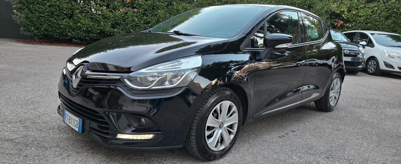 Renault Clio dCi 8V 90 CV 5 porte Moschino Life