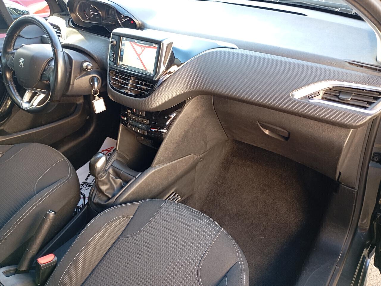 Peugeot 208 5P 1.2 PureTech 82CV Allure