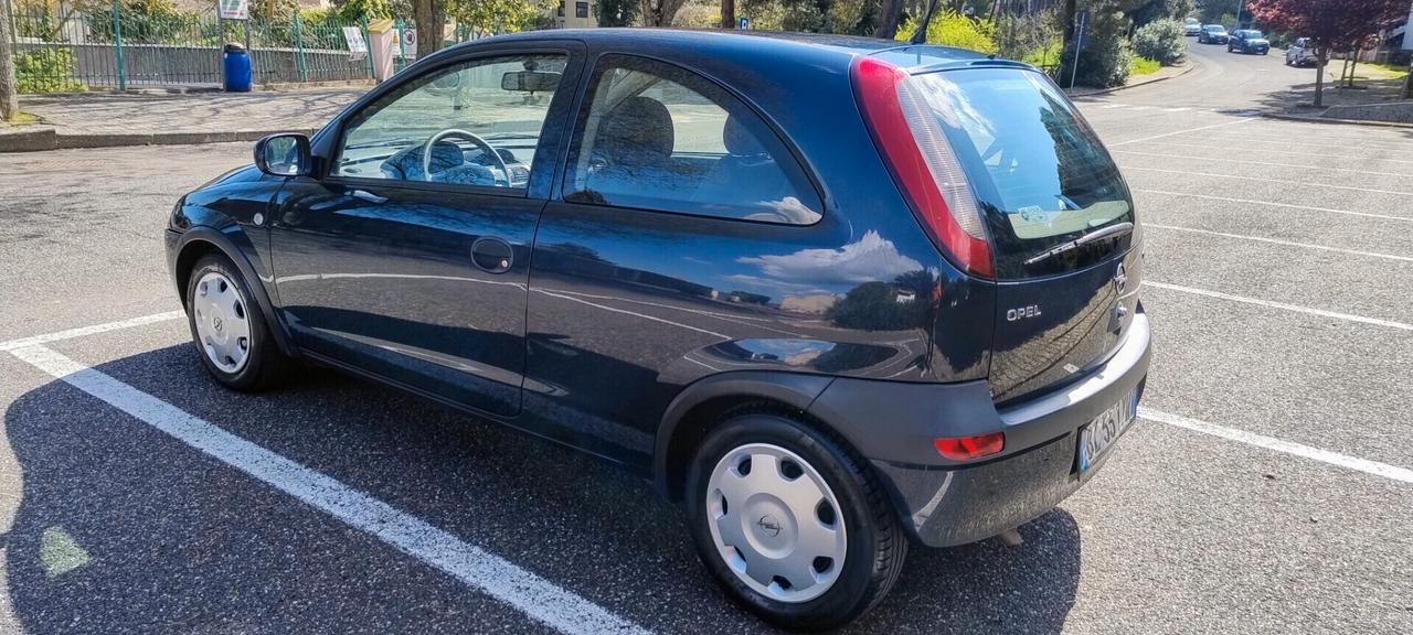 Opel Corsa 1.2i 16V cat 3 porte