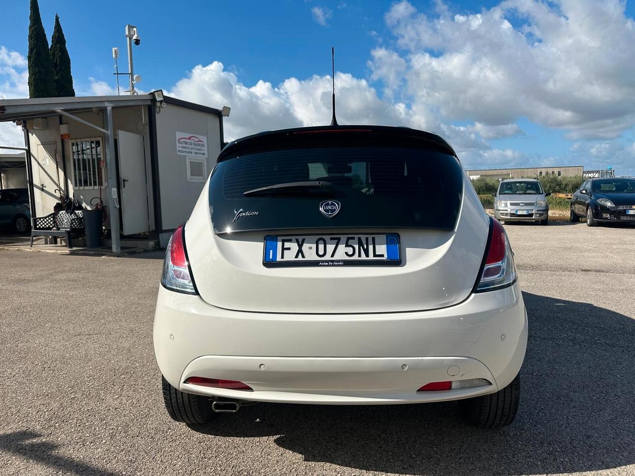 Lancia New Ypsilon 1.2 Benzina