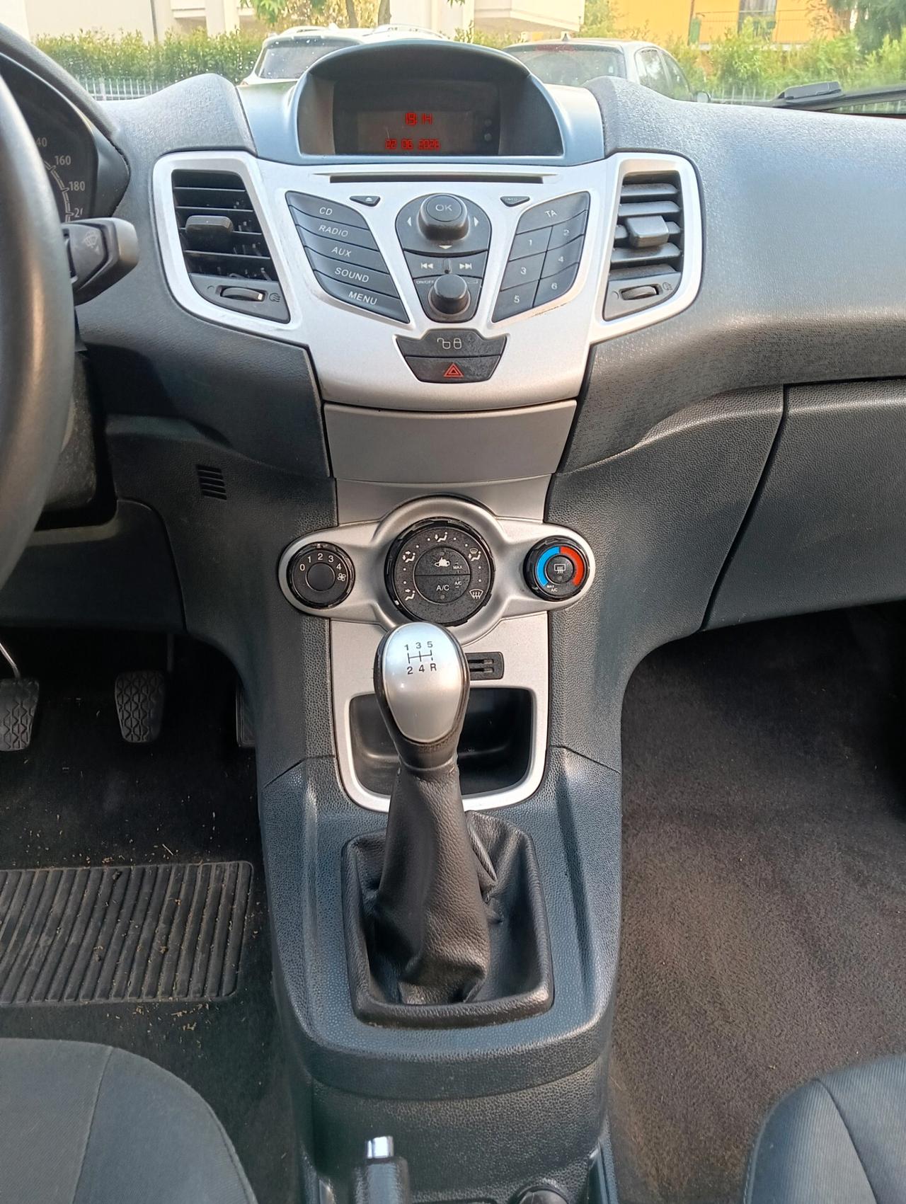 Ford Fiesta Ikon 1.2 60CV 5 porte