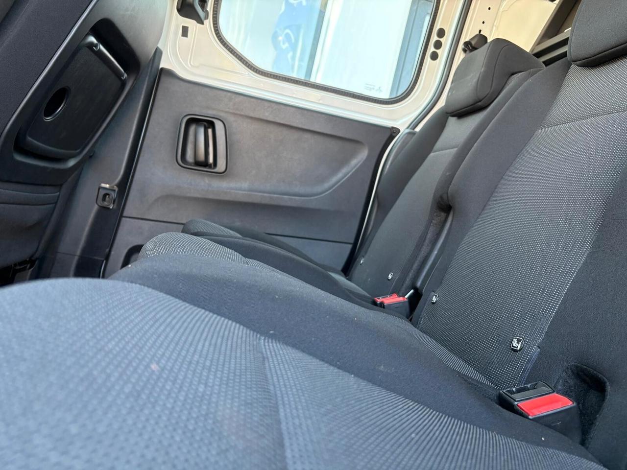 Peugeot Partner BlueHDi 100 PL-DC Doppia Cabina Mobile SPOTICAR