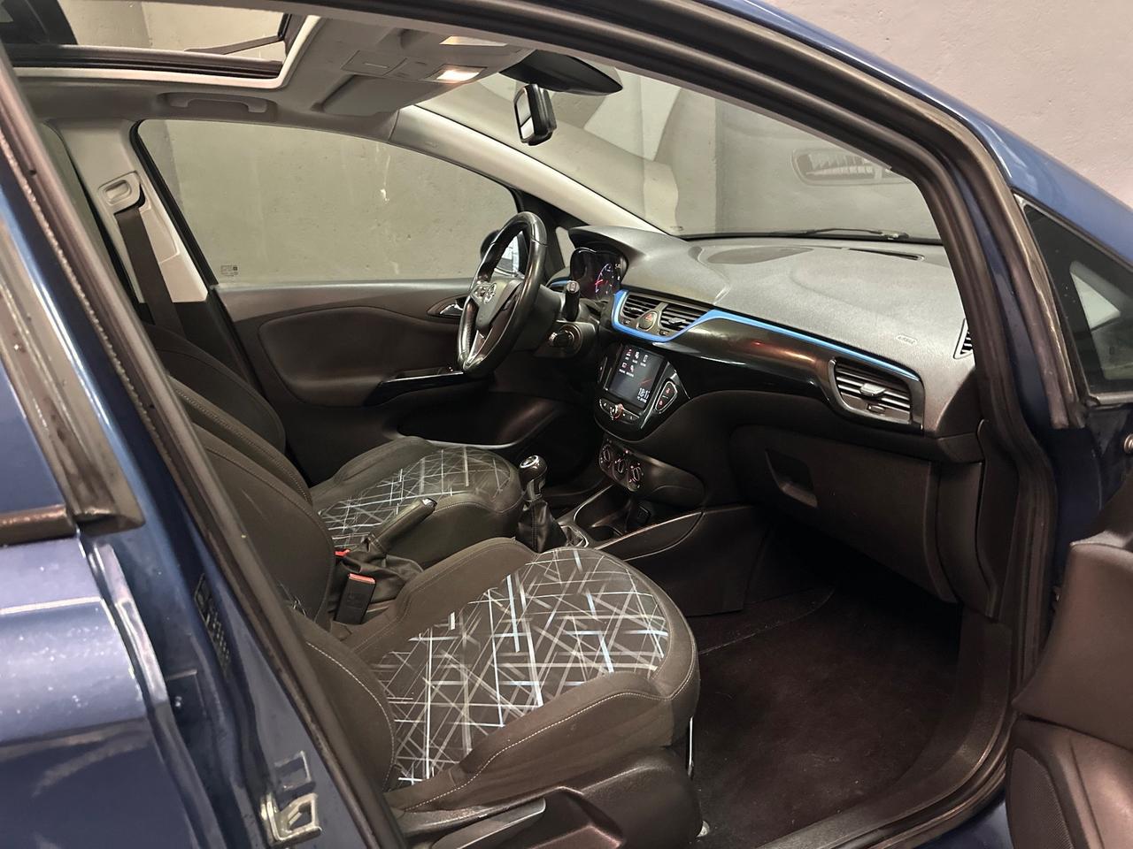 Opel Corsa 1.2 5 porte b-Color