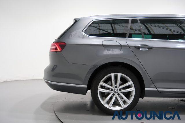 VOLKSWAGEN Passat Variant 2.0 TDI 190 CV DSG HIGHLINE BMT FARI LED