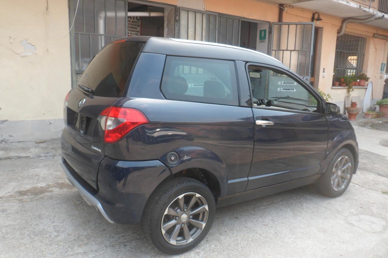 Aixam Crossover Premium Vision con climatizzatore