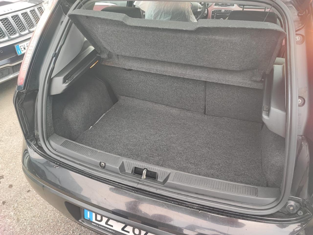 Fiat Punto Evo 1.4 5 porte Active Natural Power