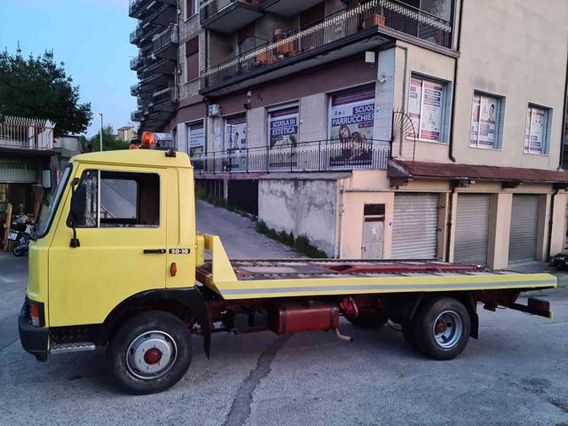 IVECO OM 50C10 Carrattrezzo