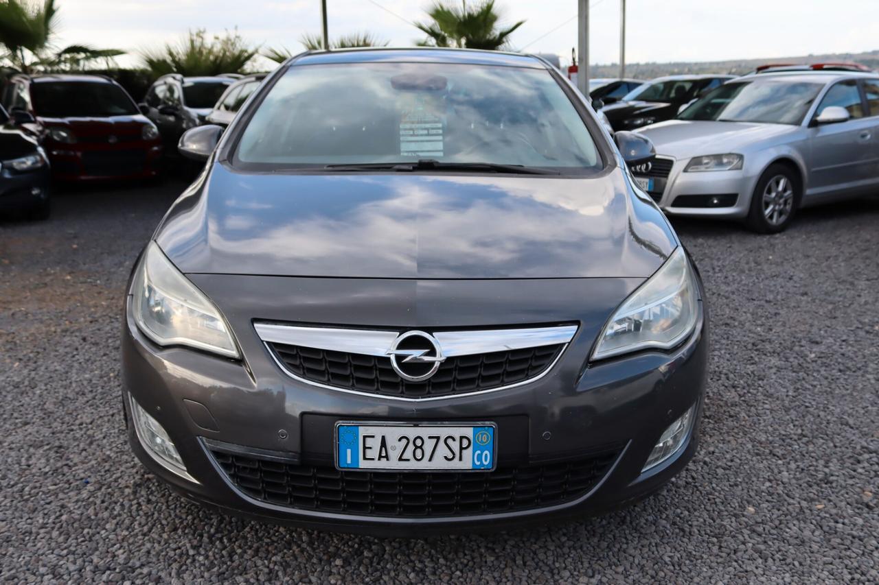 Opel Astra 1.7 CDTI 110CV 5 porte Cosmo