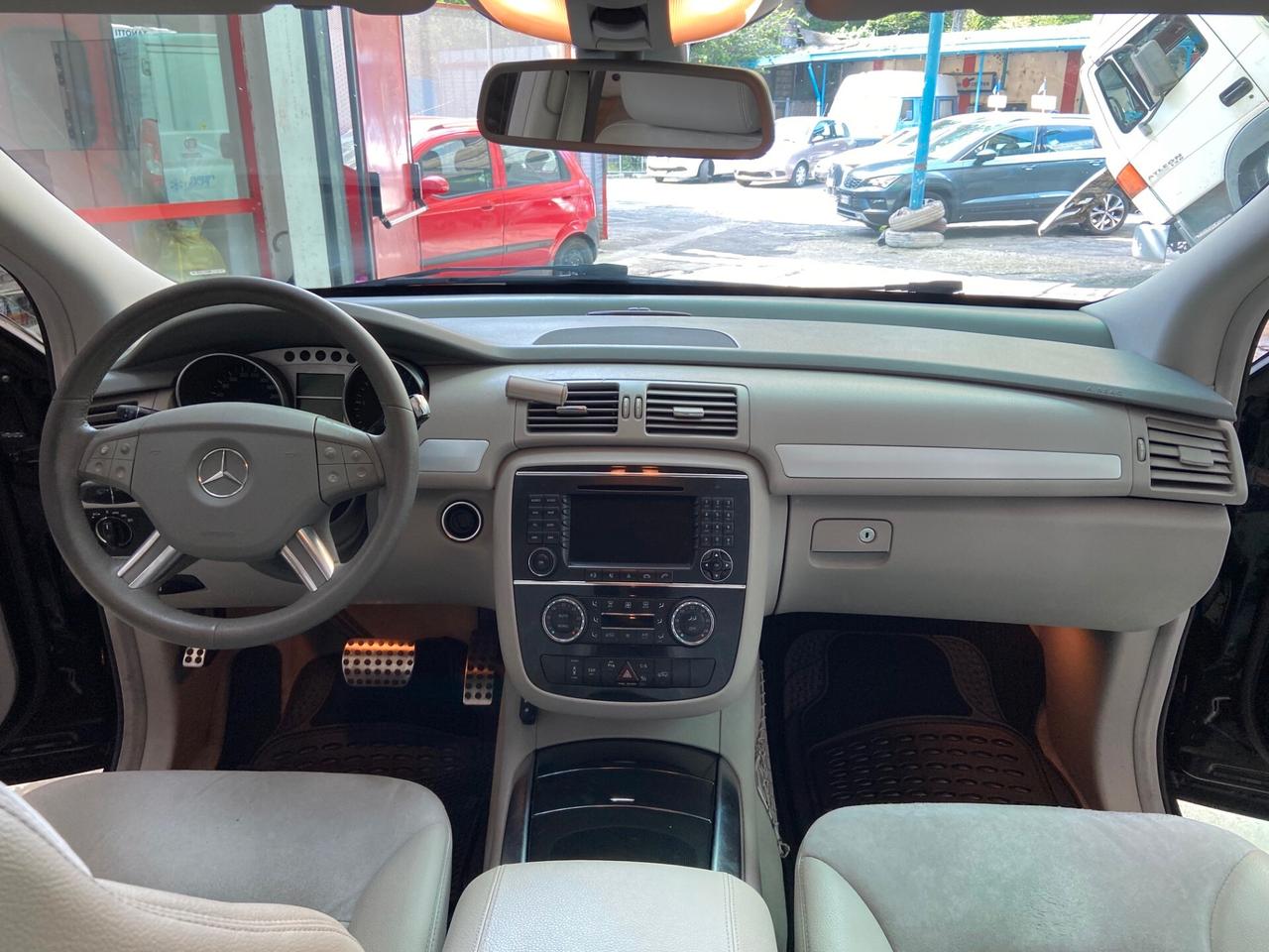 Mercedes-benz R 320 R 320 CDI cat 4Matic Premium 7 POSTI!!!