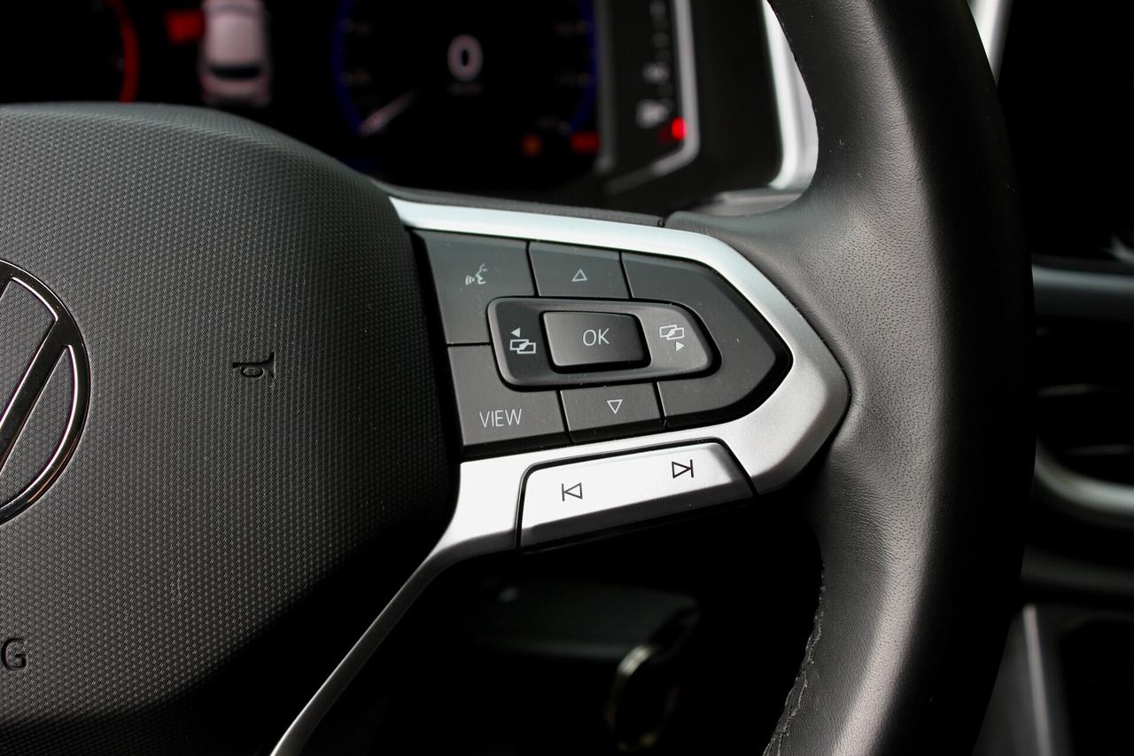 Volkswagen T-Roc 1.0 TSI Style FARI LED PERFORMANCE SENSORI