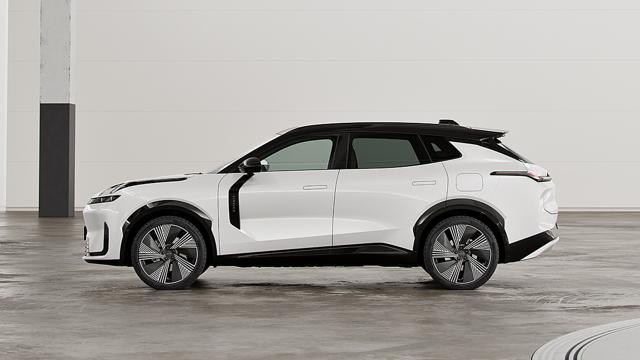 LYNK & CO 08 1.5 Plug-in Hybrid CORE AUTOMATICA