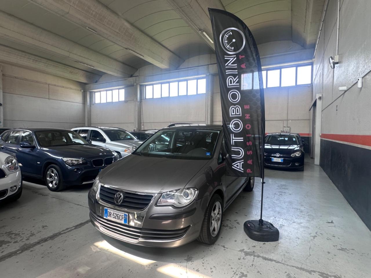 Volkswagen Touran 1.6 Trendline Bifuel G