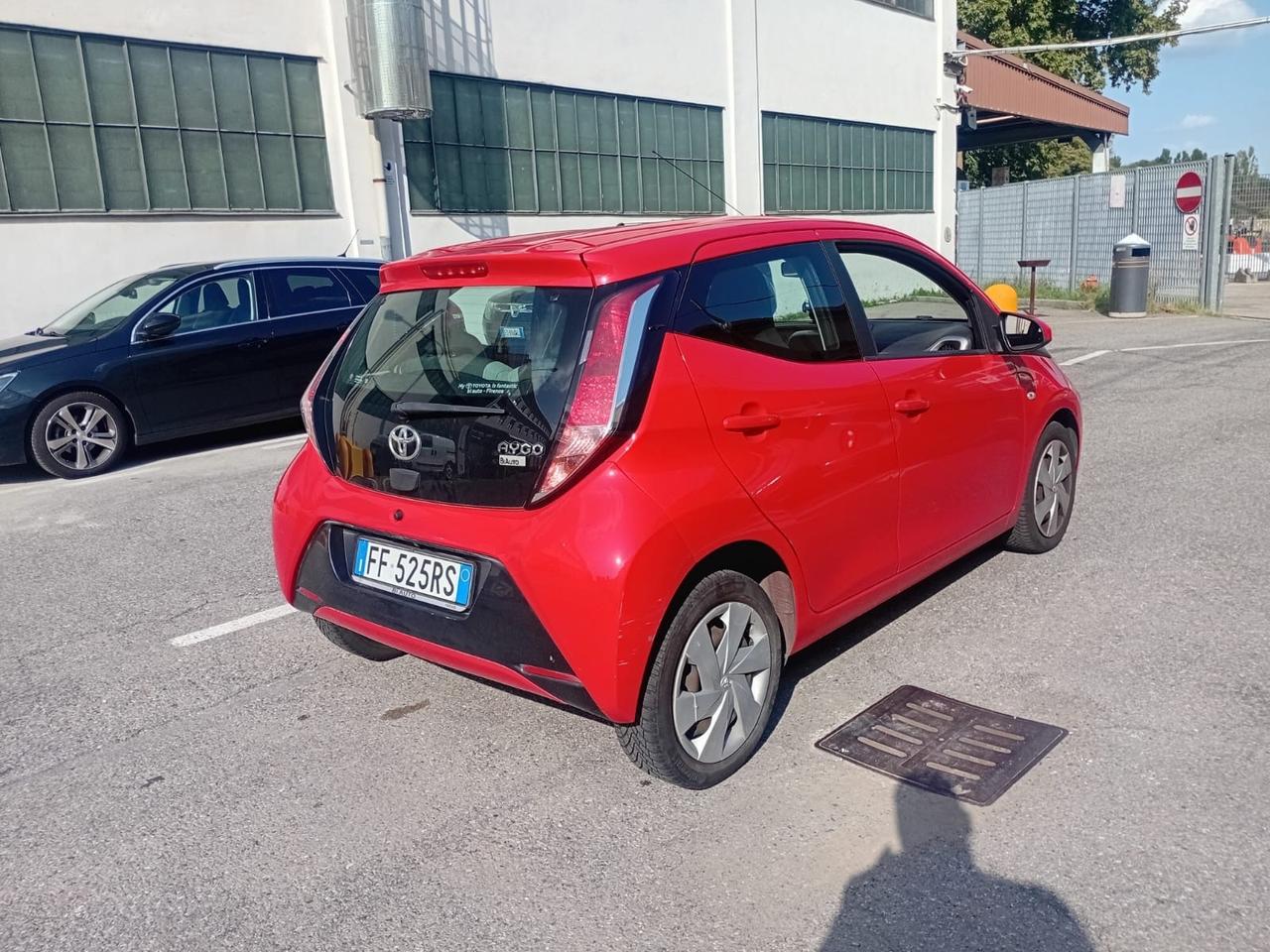 Toyota Aygo 1.0 VVT-i 69 CV 5 porte 11/2016