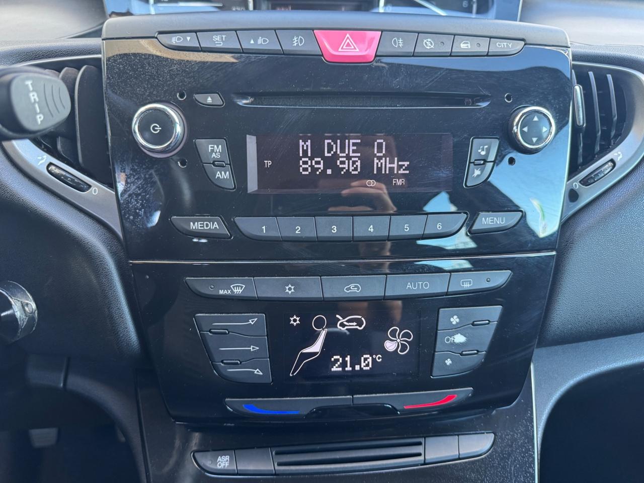 Lancia Ypsilon 1.2 69 CV Platinum 2011