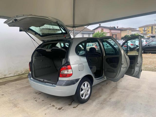 RENAULT Scenic Mégane Scénic 1.6 POCHI CHILOMETRI CERCHI IN LEGA