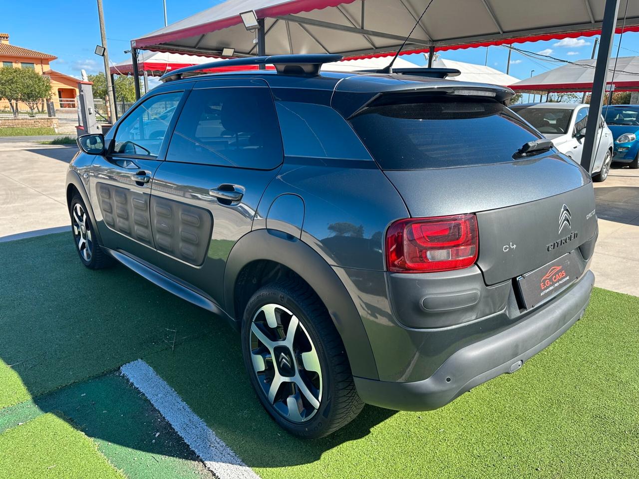 Citroen C4 CACTUS*1.6HDI*SHINE*92CV*AUT*NAVI*LED*KAMERA*NEOPA