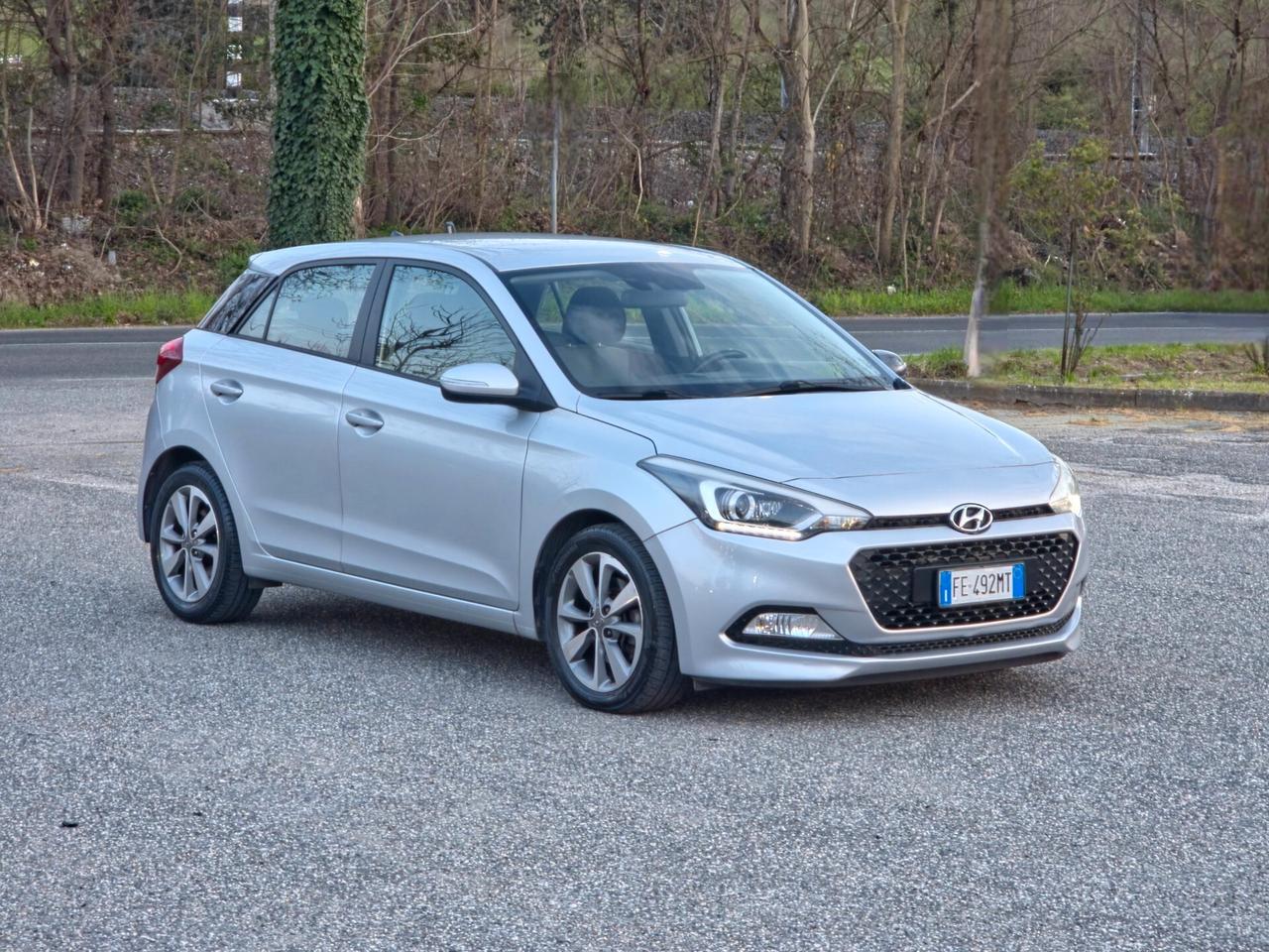 Hyundai i20 1.1 CRDi 12V 5 porte Go! Plus 2016-E6 Manuale NEO