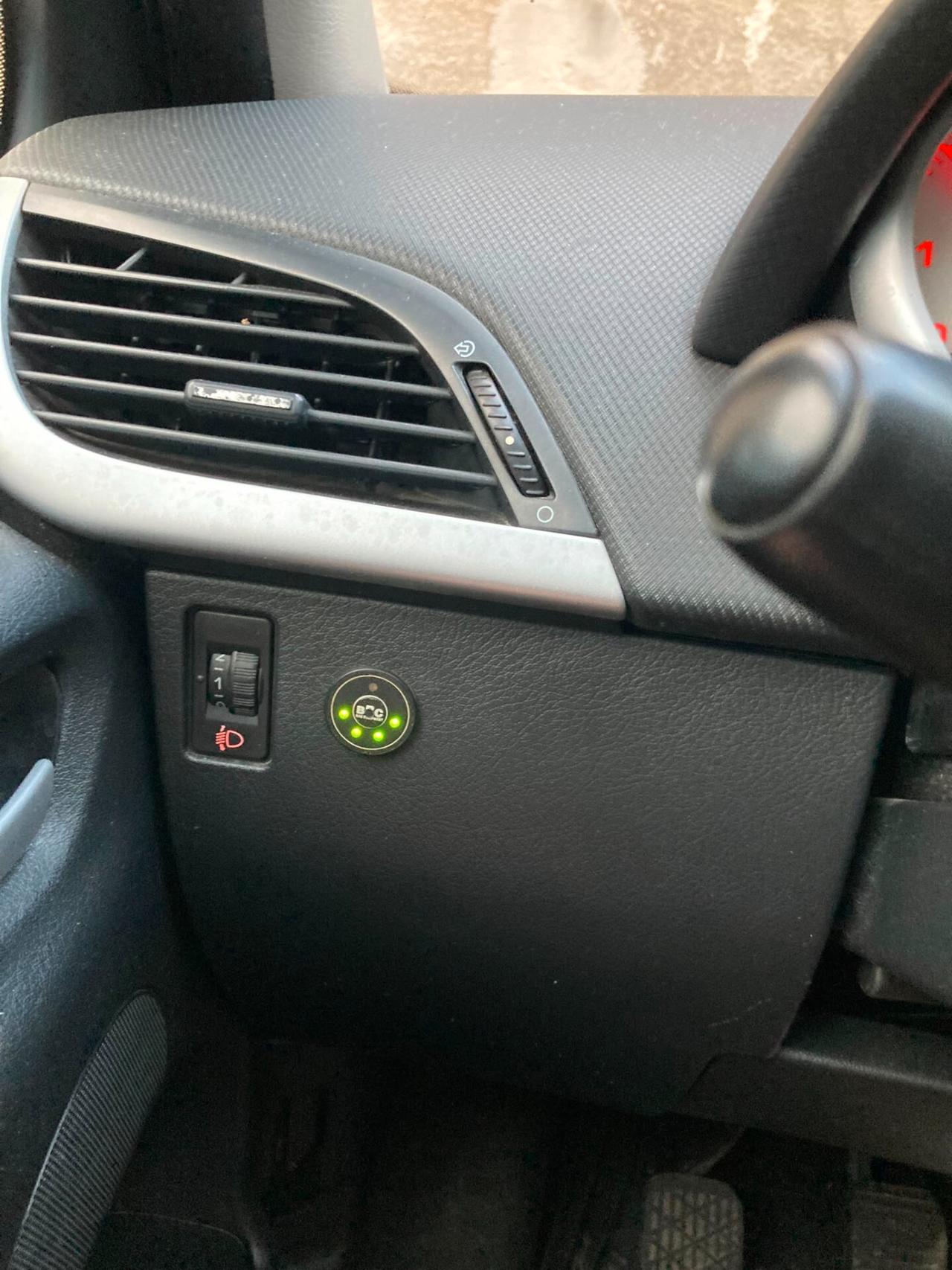 Peugeot 207 1.4 75CV 5 porte GPL