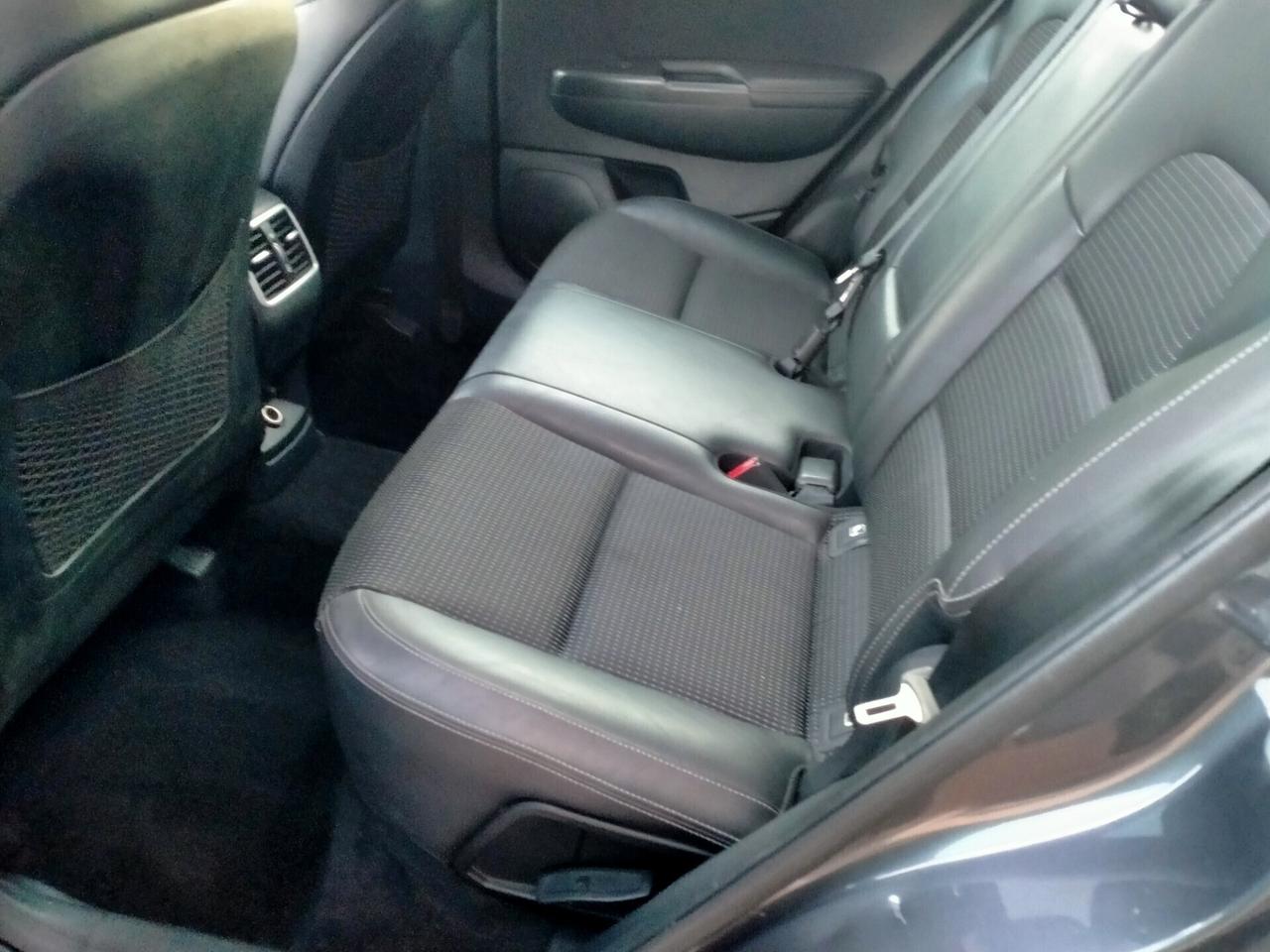 Kia Sportage 1.7CRDI E6 STYLE PACK TETTO PAN. APRIBILE LEGA 19