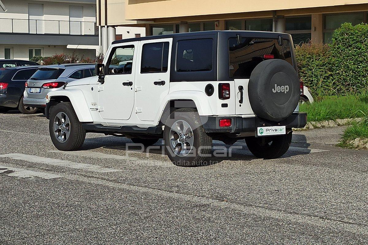 JEEP Wrangler Unlimited 2.8 CRD DPF Sahara Auto