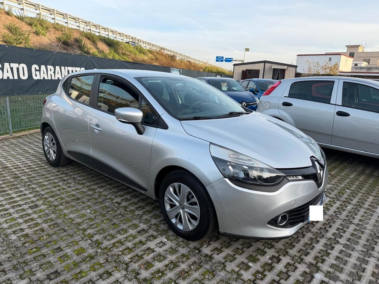 Renault Clio 1.2 75CV 5 porte Zen-06/2016