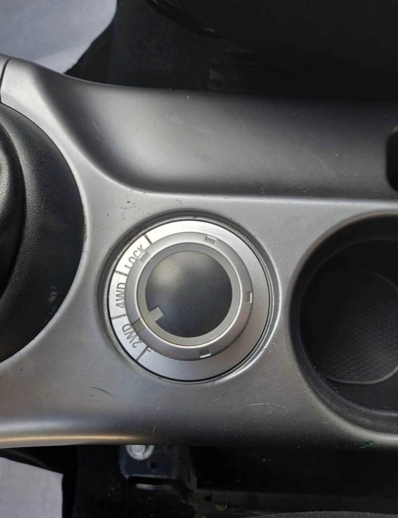 Mitsubishi Outlander 2.0 DI-D Instyle 7 p.ti DPF