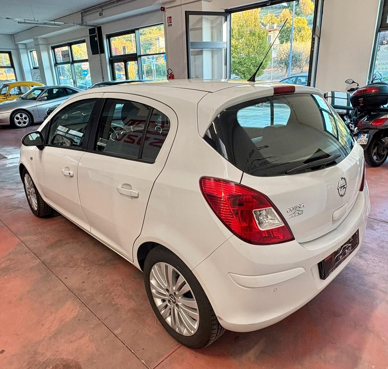 OPEL CORSA serie3 GPL -Benz. 1200 CV 85C Km 211.486 Garanzia 12 mesi