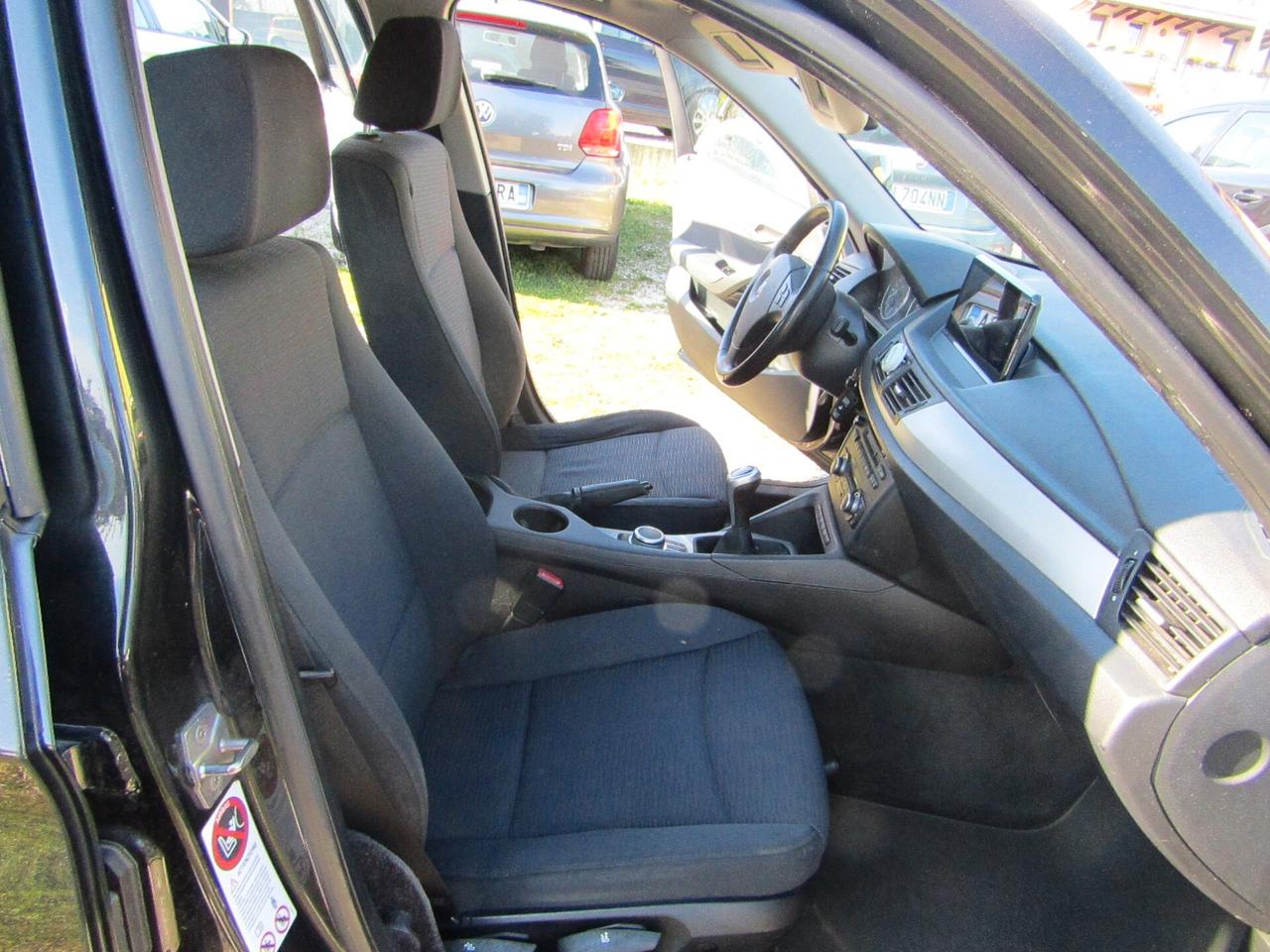 Bmw X1 2.0 18D manuale anche neopat.