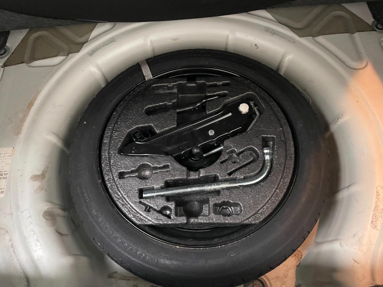 Volkswagen Golf 1.6 TDI 105CV DPF 5p.