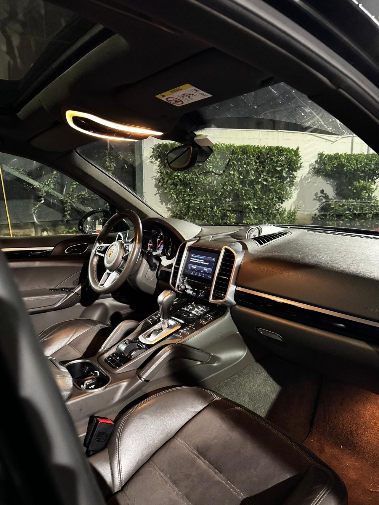 Porsche Cayenne 3.0 Diesel Platinum Edition