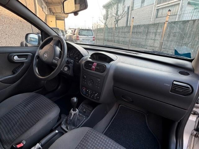 Opel Corsa 1.2i 16V cat 3 porte Comfort Euro 4 adatta a neopatentati