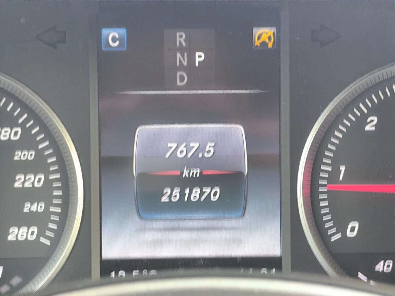 Mercedes GLC 220d 4Matic Business 2.1cc 170cv 2016