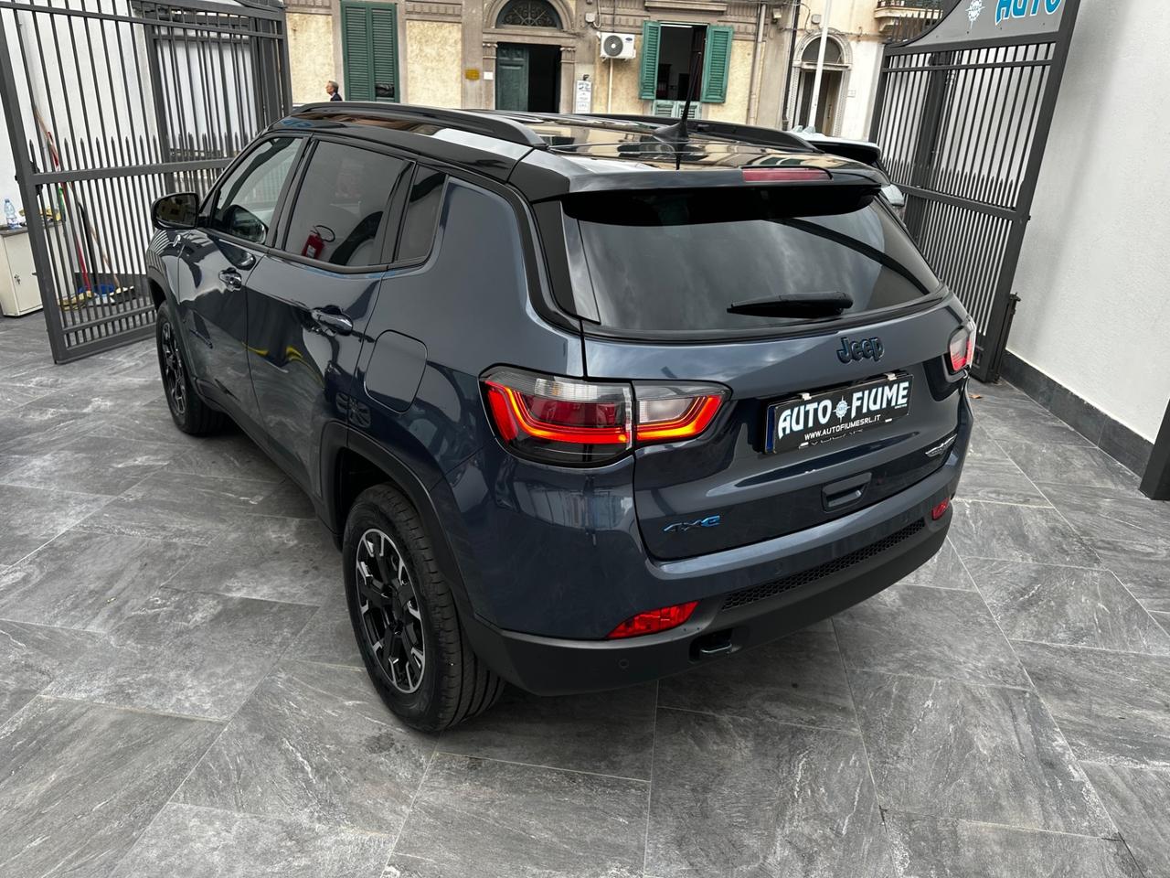 Jeep Compass 1.3 Turbo T4 240 CV PHEV AT6 4xe Trailhawk iva 22%
