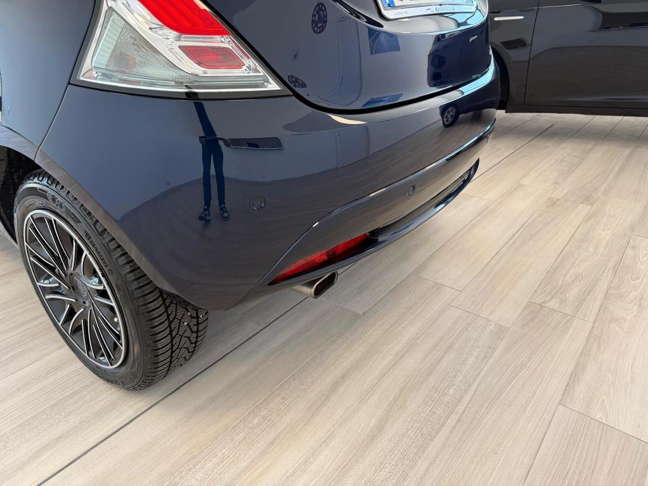 Lancia Ypsilon 1.0 Hybrid Ecochic Gold 5 porte S&S Firefly