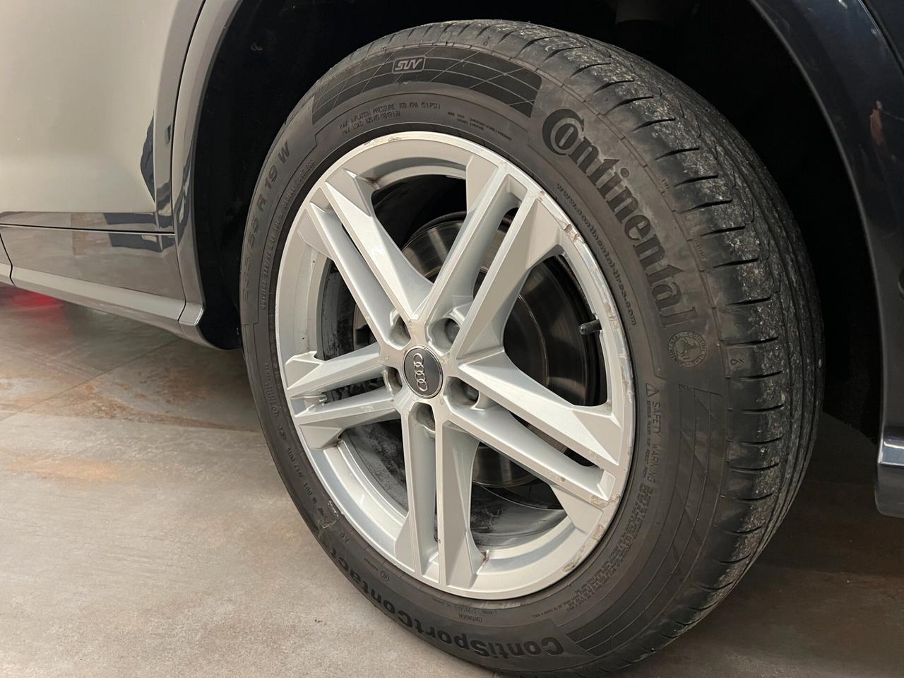 Audi Q5 2.0 TDI quattro S tronic line plus