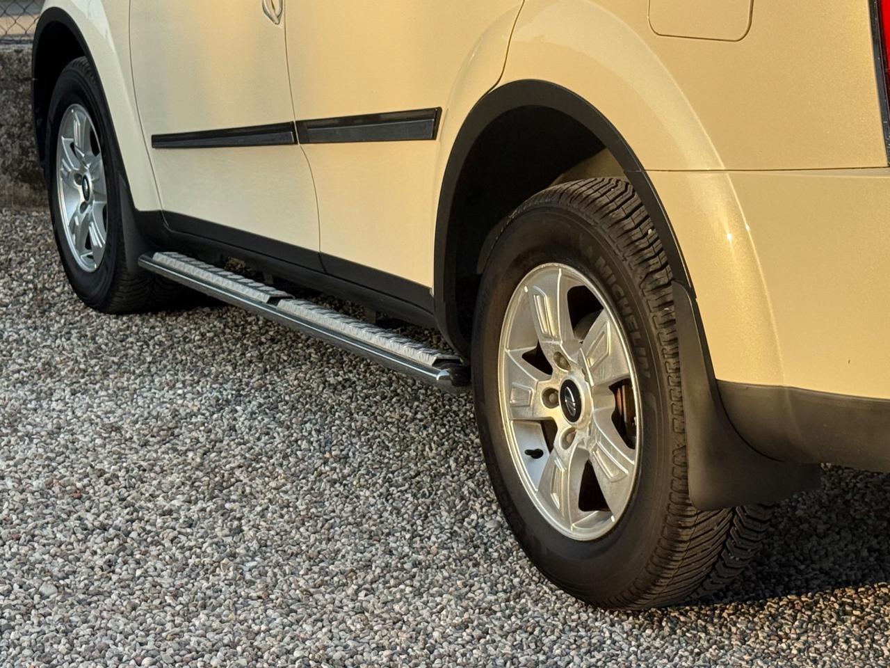 Mahindra XUV500 2.2 16V FWD W8