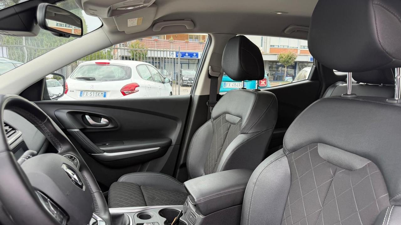Renault Kadjar solo 59.000 k m !!