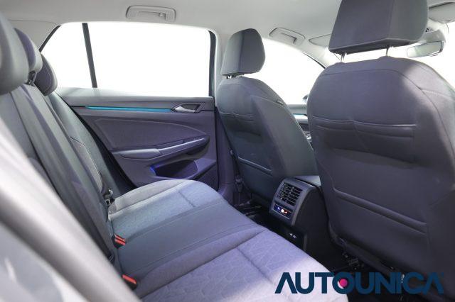 VOLKSWAGEN Golf 2.0 TDI 115 CV SCR LIFE FARI LED