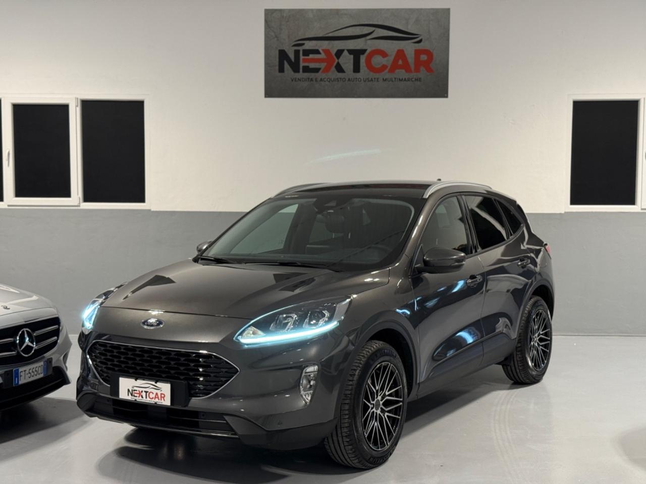 Ford Kuga 2.5 Full Hybrid 2WD Vignale